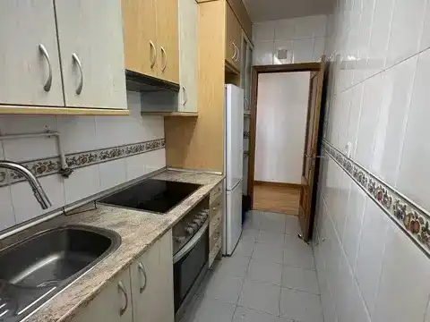 Küche von Wohnung zur Miete in  Madrid Capital mit Balkon