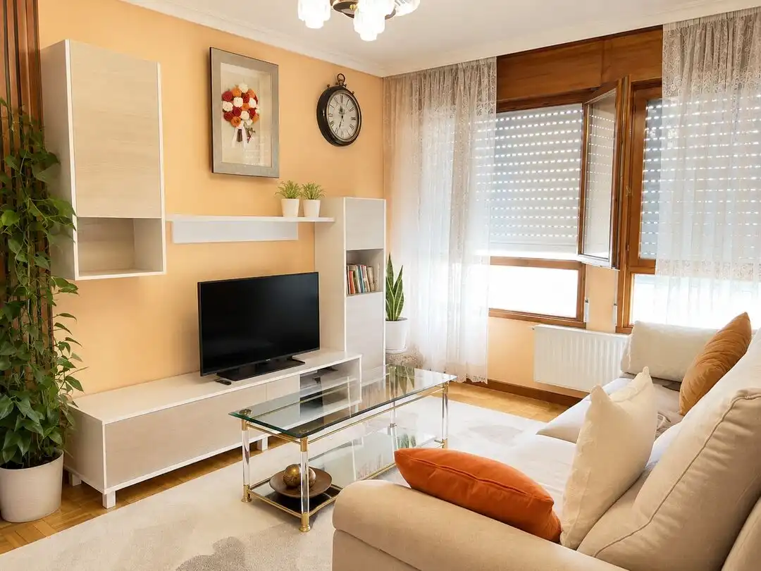 Sala d'estar de Apartament en venda en Siero amb Calefacció i Terrassa