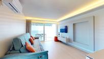 Sala d'estar de Àtic en venda en Castell-Platja d'Aro amb Aire condicionat i Terrassa