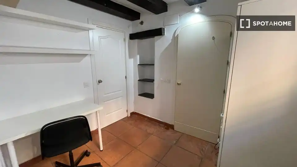 Piso de alquiler en Sevilla con Aire acondicionado, Calefacción y Amueblado