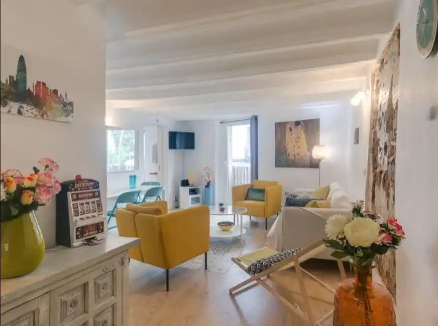 Sala de estar de Apartamento en venta en Barcelona con Balcón