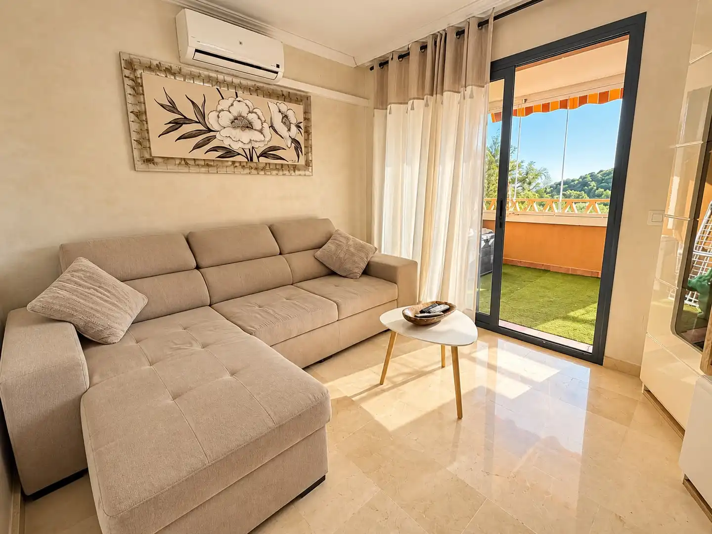 Piso con piscina en venta en Calle Maria de las Mercedes 2, imagen 2