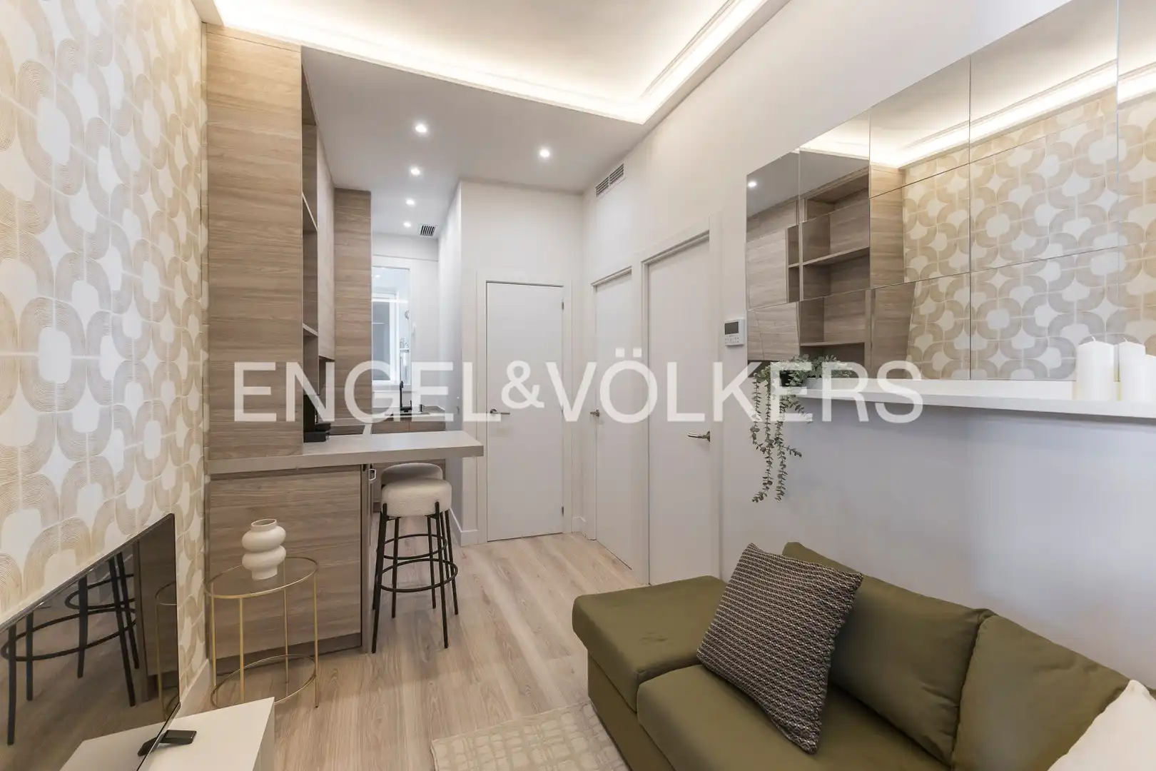 Living room of Flat for sale in Madrid  with Air Conditioner and Heating
