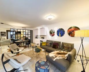 Living room of Apartment to rent in  Barcelona Capital  with Air Conditioner, Heating and Private garden