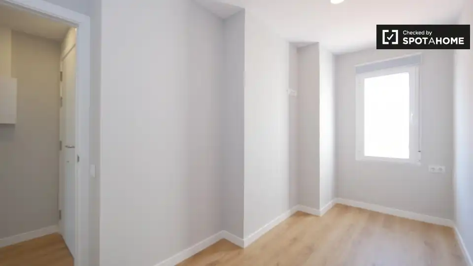 Flat for rent in Sants