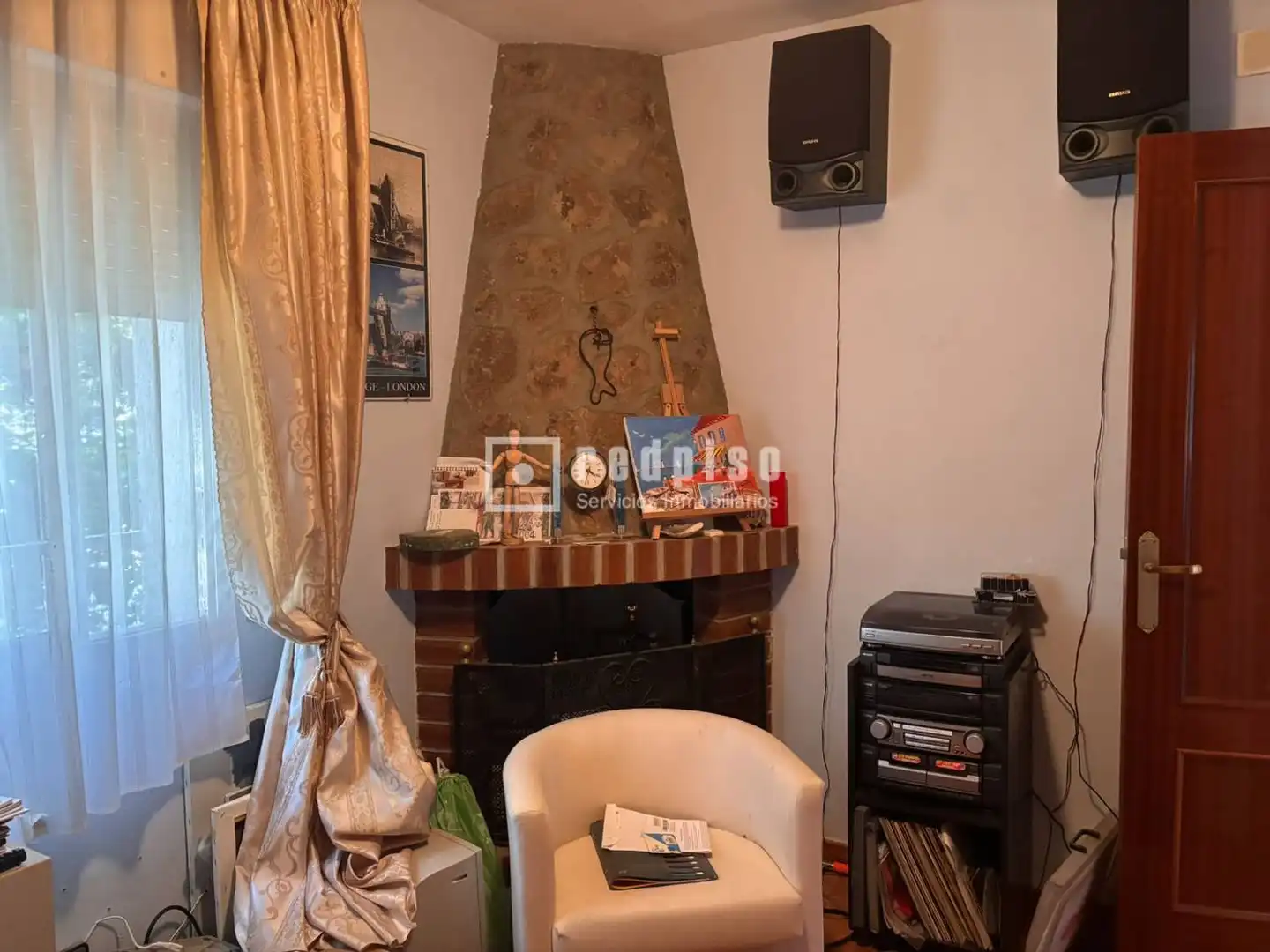 Living room of Houses for sale in Casarrubios del Monte  with Heating, Private garden and Terrace