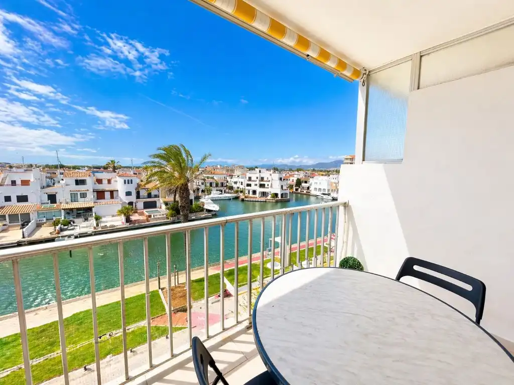 Terraza de Estudio en venta en Empuriabrava