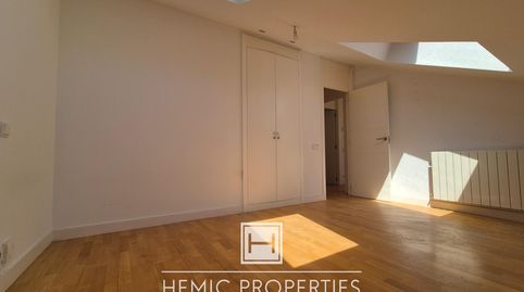 Photo 3 of Flat for sale in Calle de Alcalá, Jerónimos, Madrid Capital