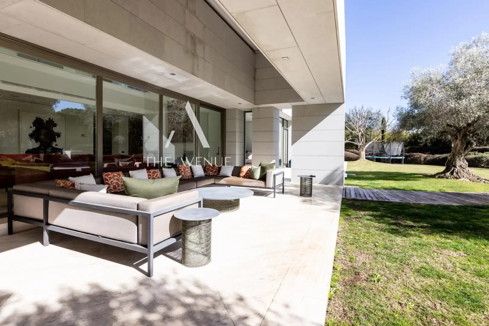 Terrassa de Casa o xalet en venda en Pozuelo de Alarcón amb Aire condicionat, Calefacció i Jardí privat