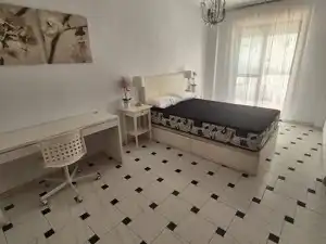 Habitación de Piso de alquiler en Ronda con Amueblado