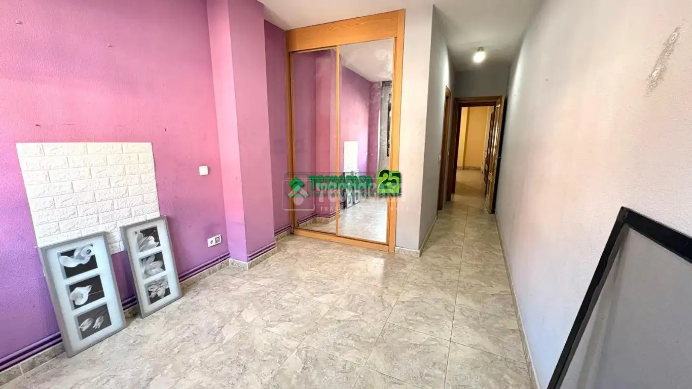 Piso en venta en Yuncler con Aire acondicionado y Calefacción