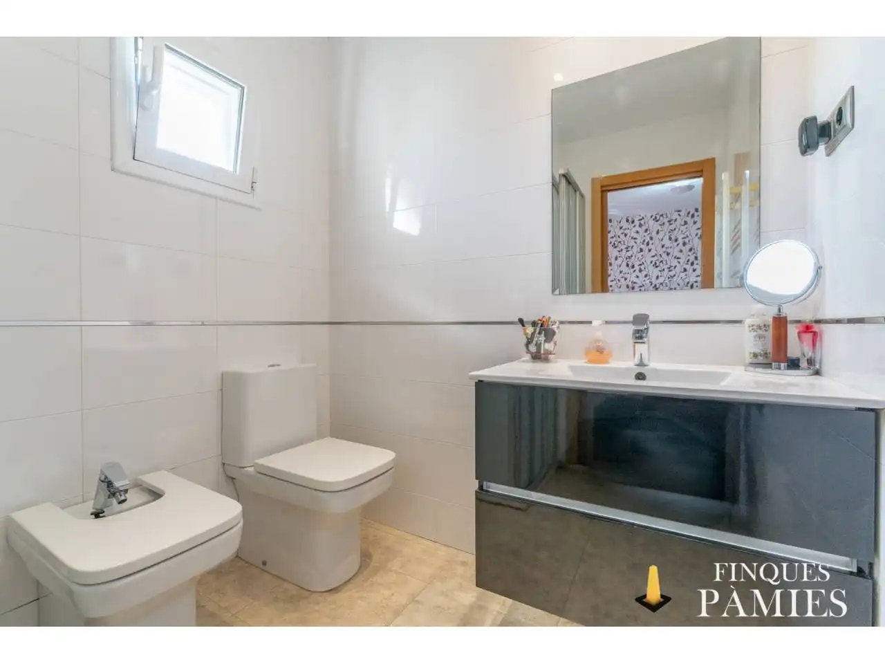 Baño de Finca rústica en venta en Reus con Aire acondicionado, Calefacción y Jardín privado
