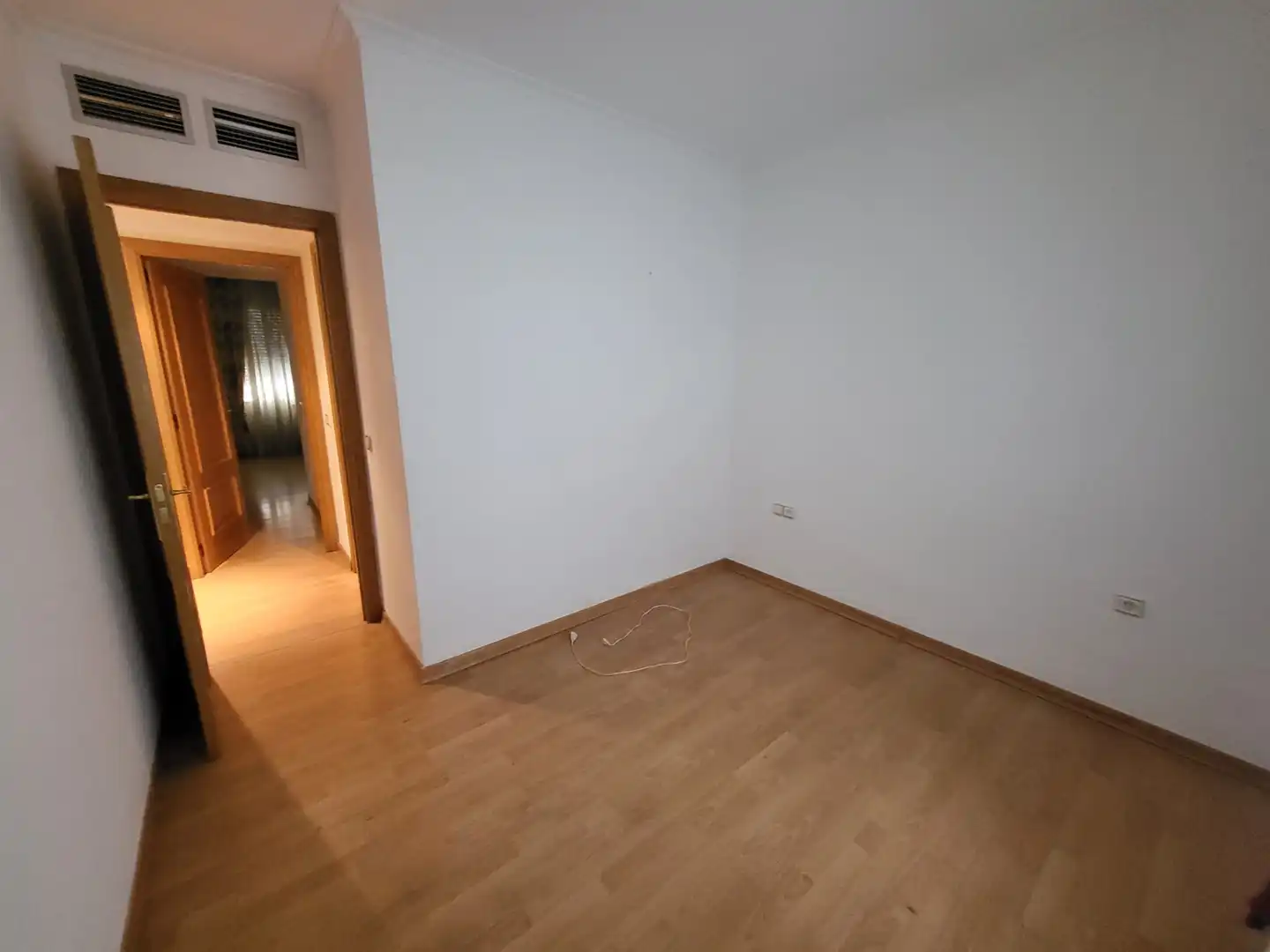 Wohnung zur Miete in Badajoz mit Klimaanlage und Heizung