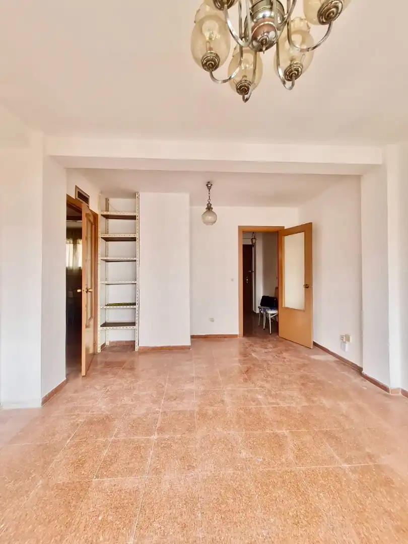 Pis en venda en Gijón  amb Jardí privat, Parquet i Traster