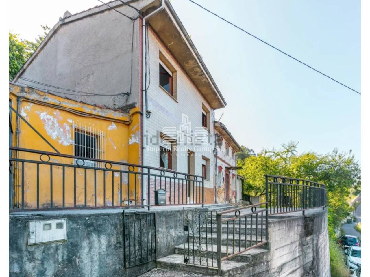 Exterior view of House or chalet for sale in Langreo  with Heating, Private garden and Furnished