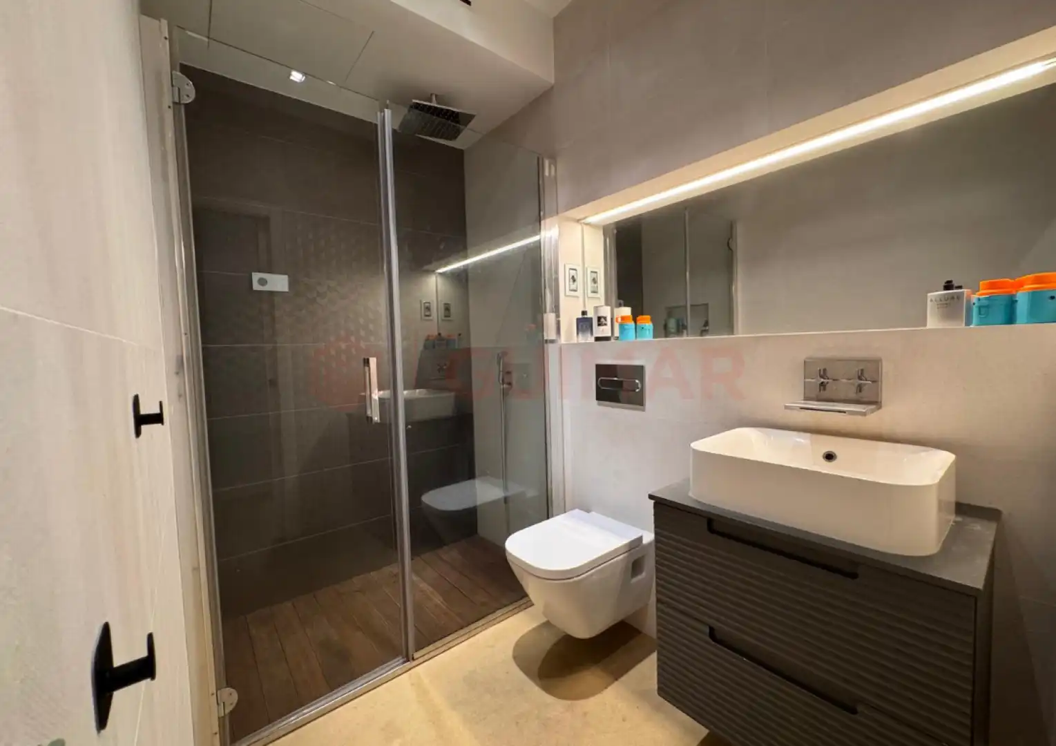 Bathroom of Houses for sale in La Miranda - Can Candeler 