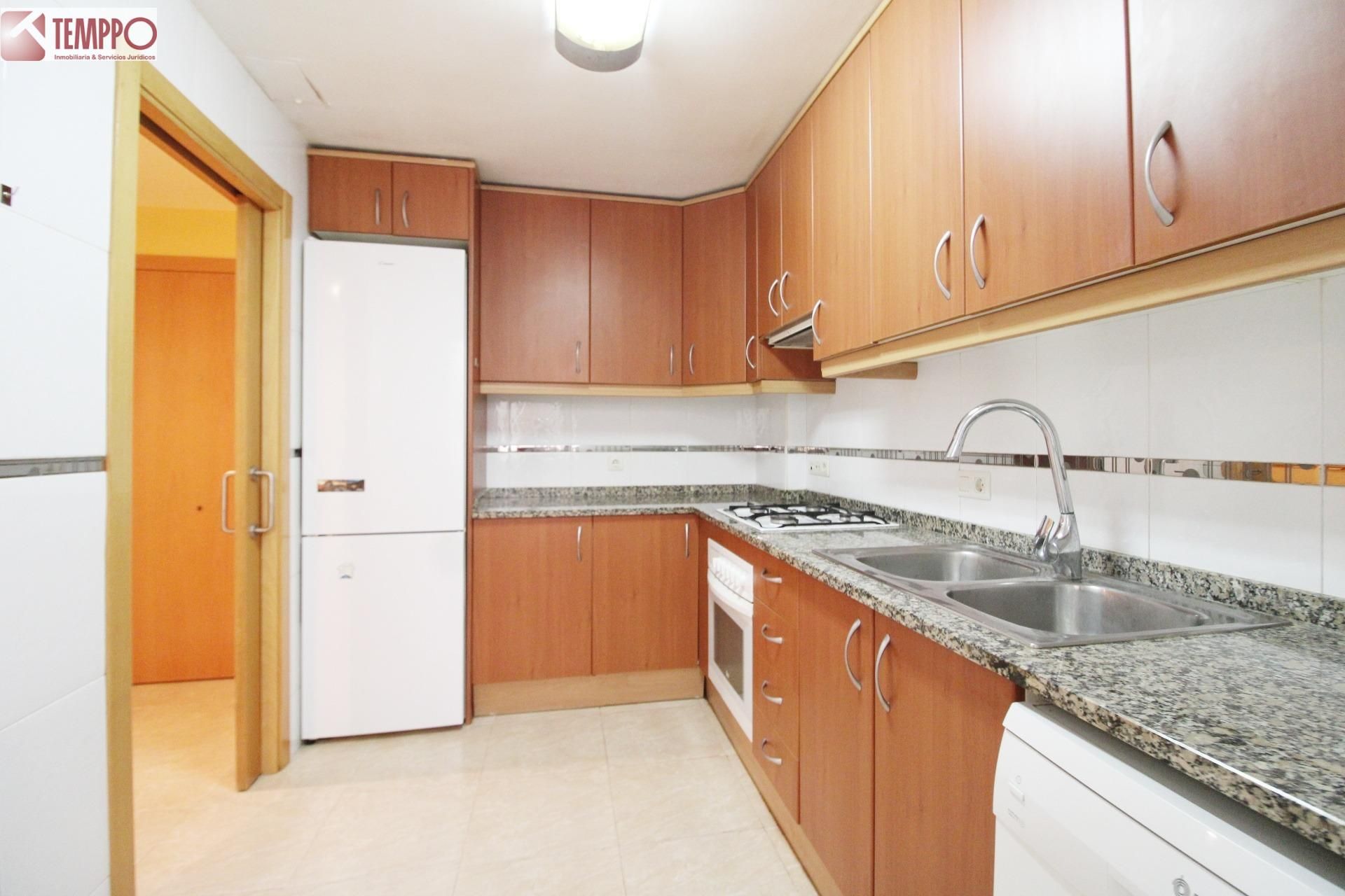 Kitchen of Flat for sale in El Vendrell  with Heating, Terrace and Balcony