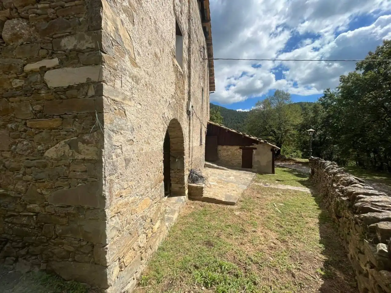 Vista exterior de Casa o chalet de alquiler en Vilada con Jardín privado