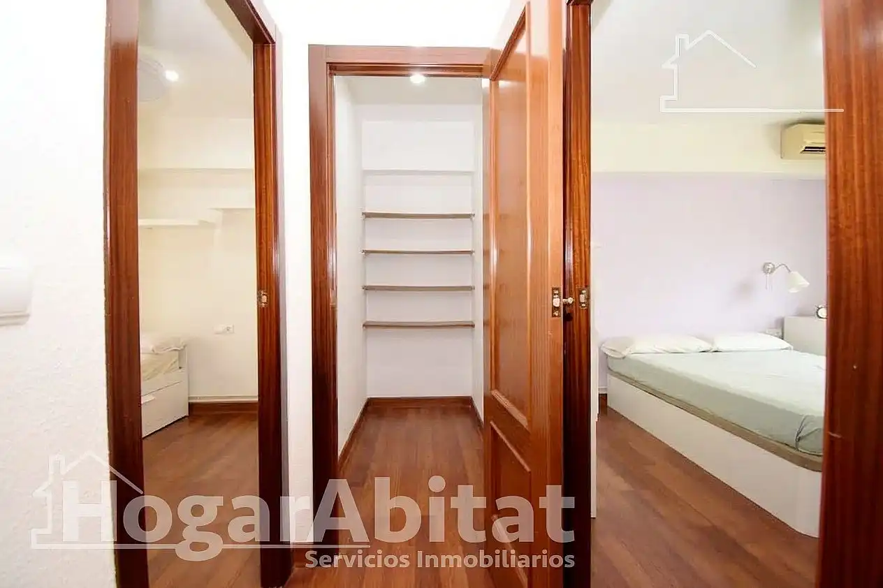 Bedroom of Flat for sale in Quart de Poblet  with Air Conditioner, Heating and Furnished