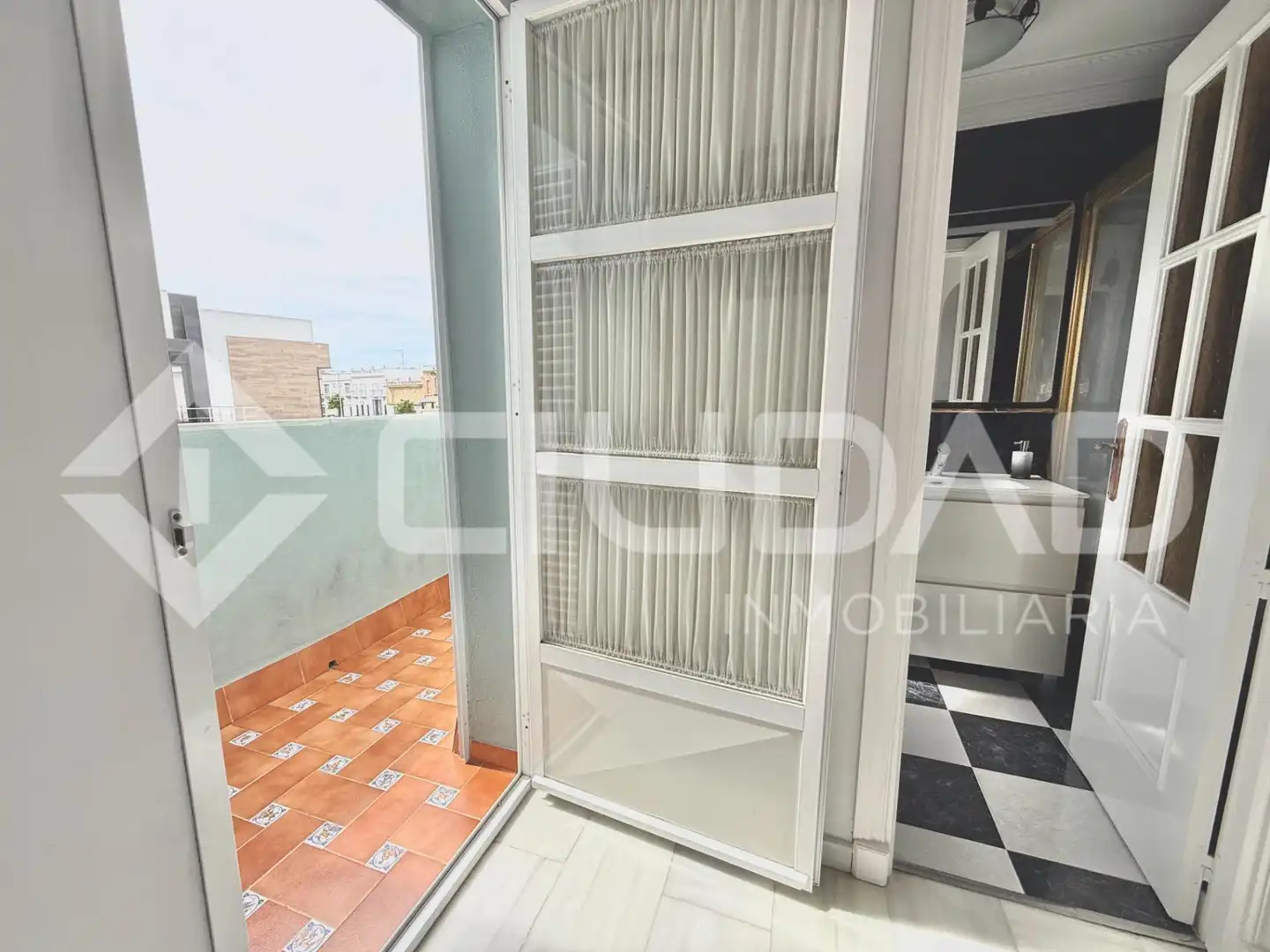 Terraza de Casa adosada en venta en Lebrija