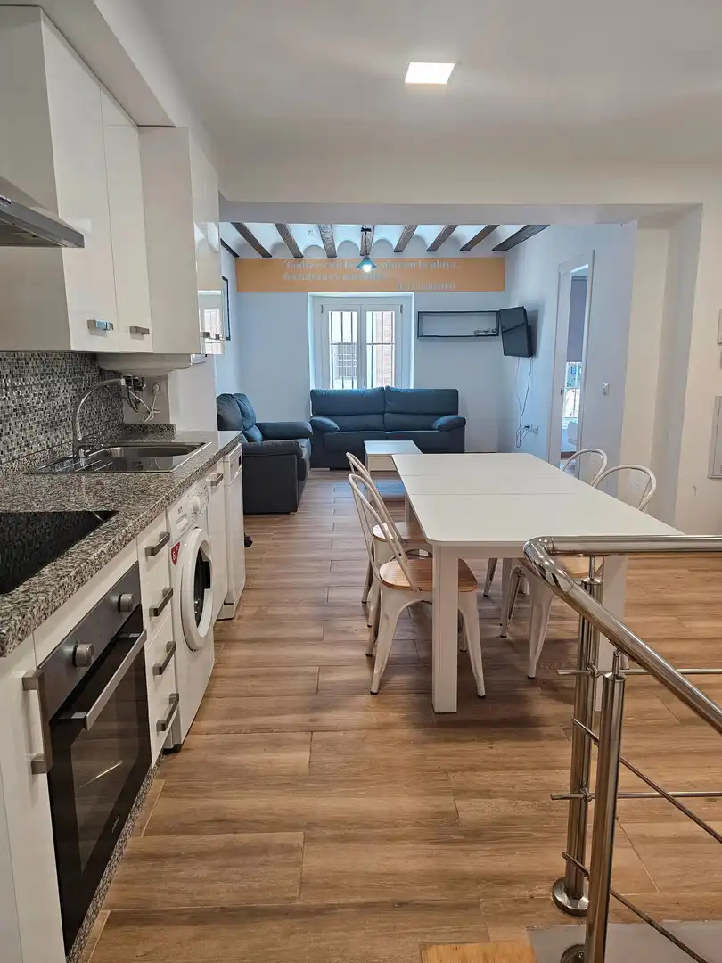 Duplexes for rent in Calle Sopranis, El Pópulo - Santa María