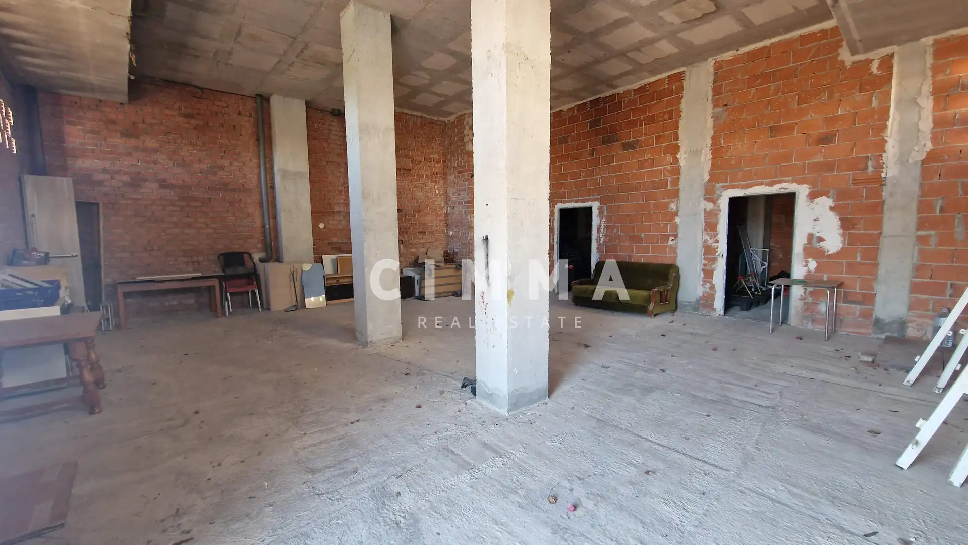 Local en venta en Manzanera - Tosal