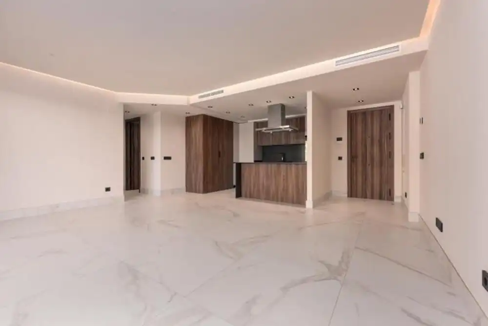 Sala d'estar de Apartament de lloguer en Marbella amb Aire condicionat, Terrassa i Piscina