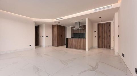 Foto 4 de Apartament de lloguer a Nueva Alcántara, Marbella