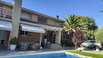 Exterior view of House or chalet for sale in Majadahonda  with Heating, Private garden and Terrace