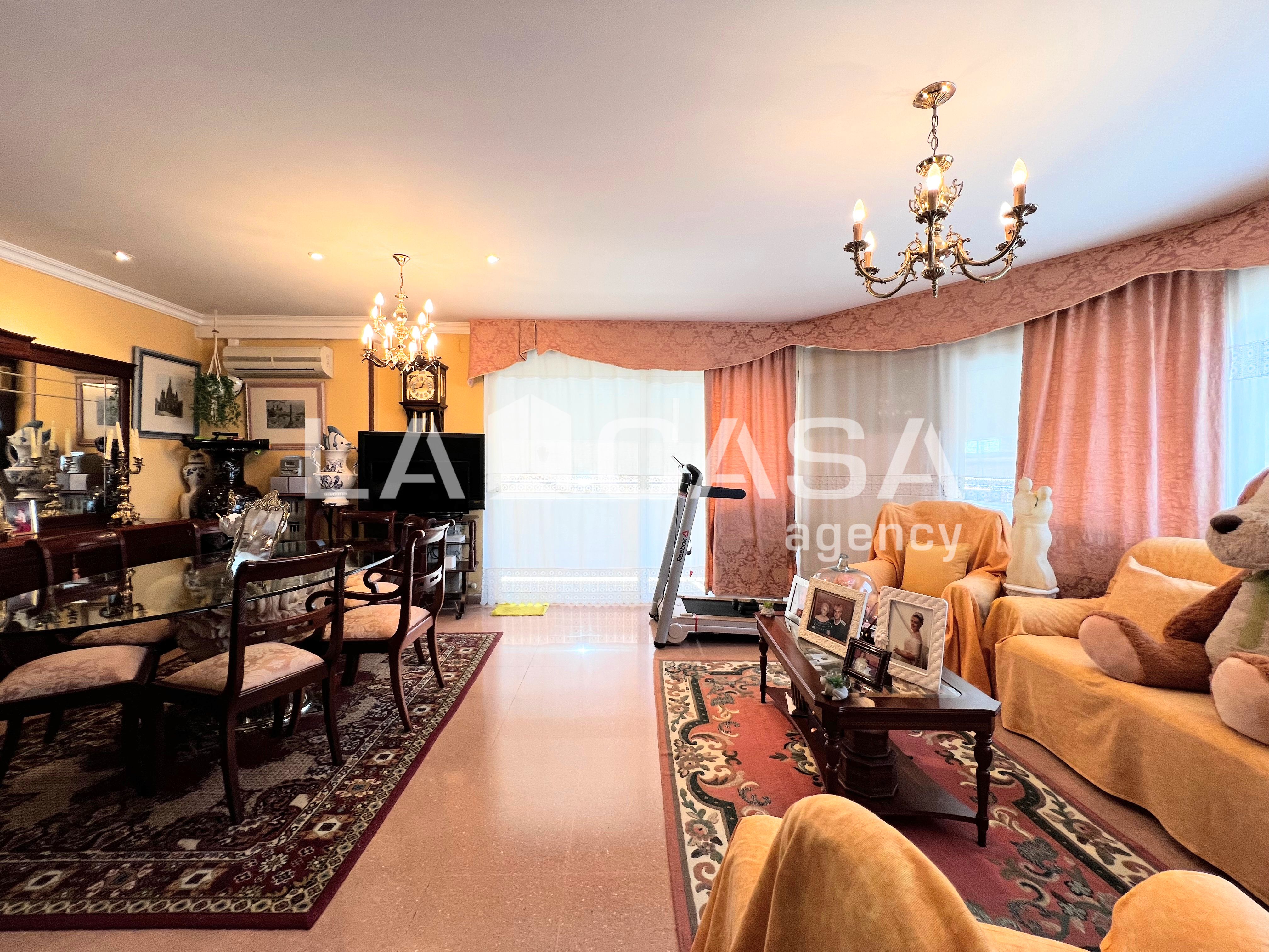 Flat for sale in Badalona  with Balcony