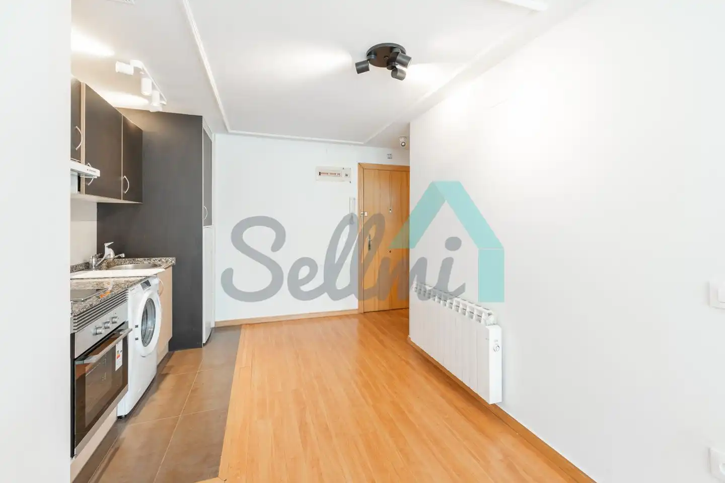 Estudio con ascensor en alquiler en Avenida Roma, imagen 12