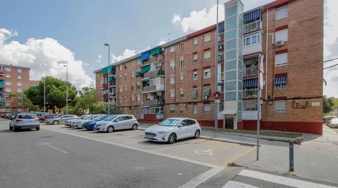 Foto 3 de Pis en venda a C/ Bellver, La Roureda, Barcelona