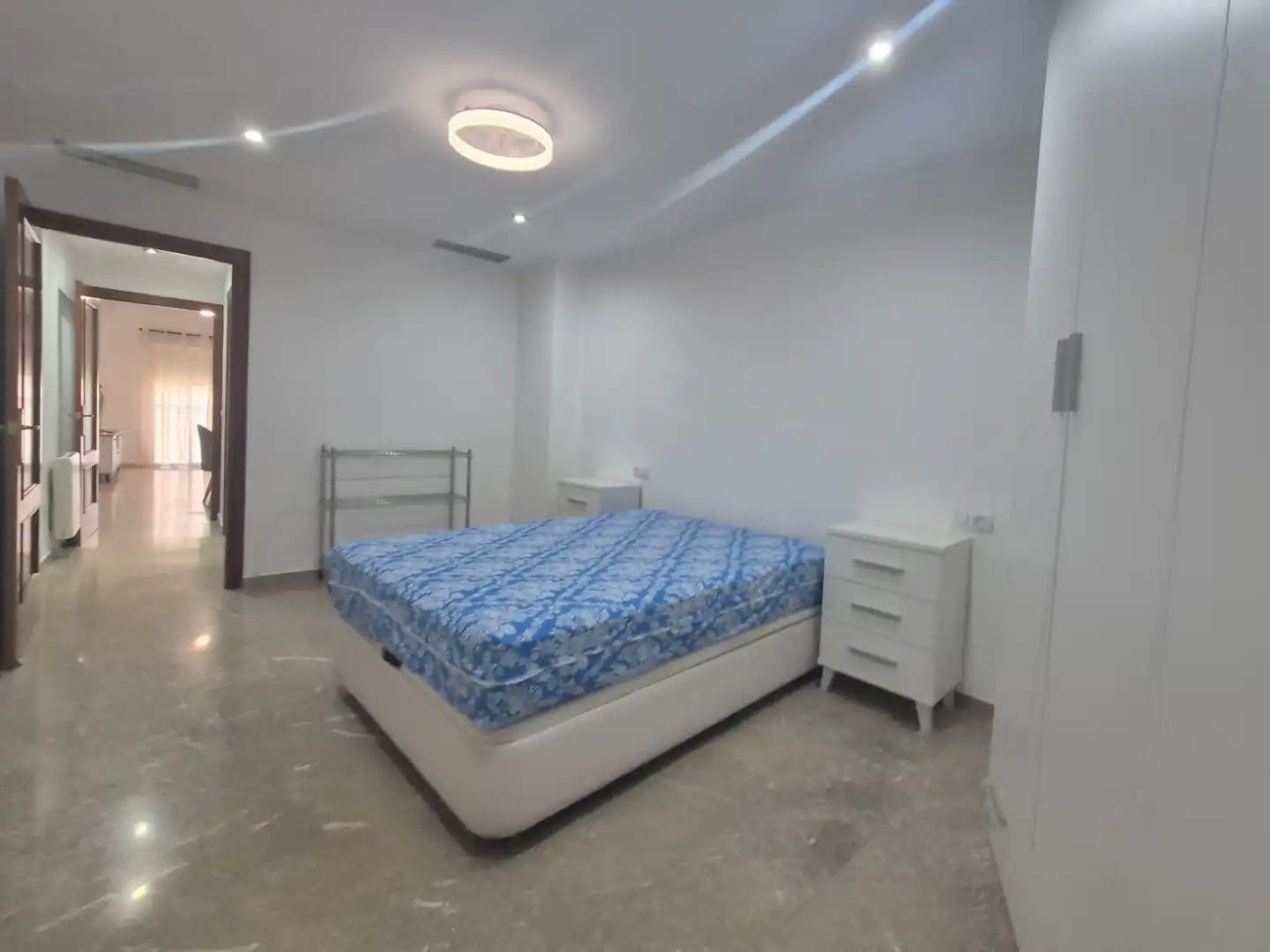 Habitación de Apartamento de alquiler en Badajoz con Amueblado, Horno y Lavadora