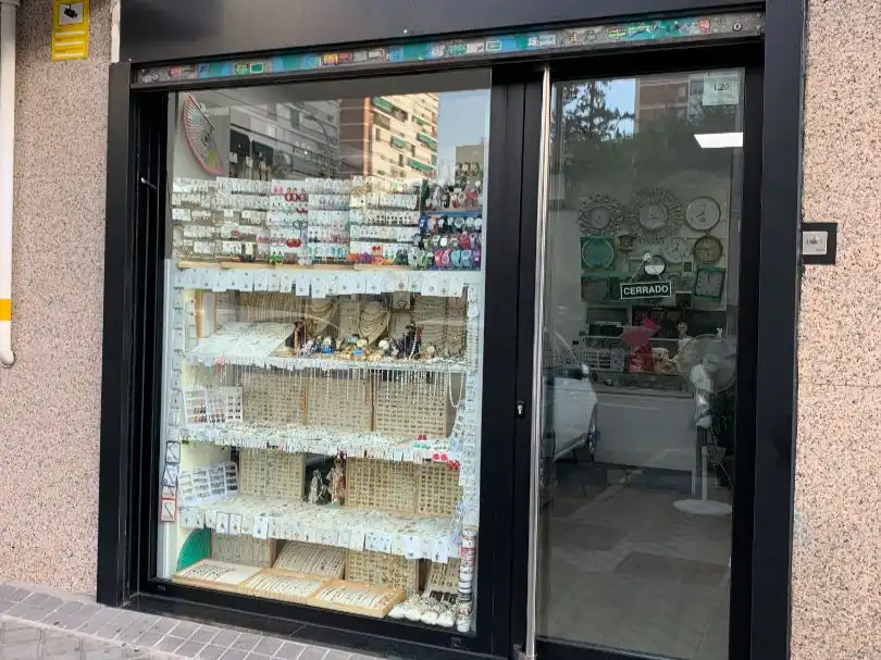 Commercial properties for rent in Fuencarral - El Pardo