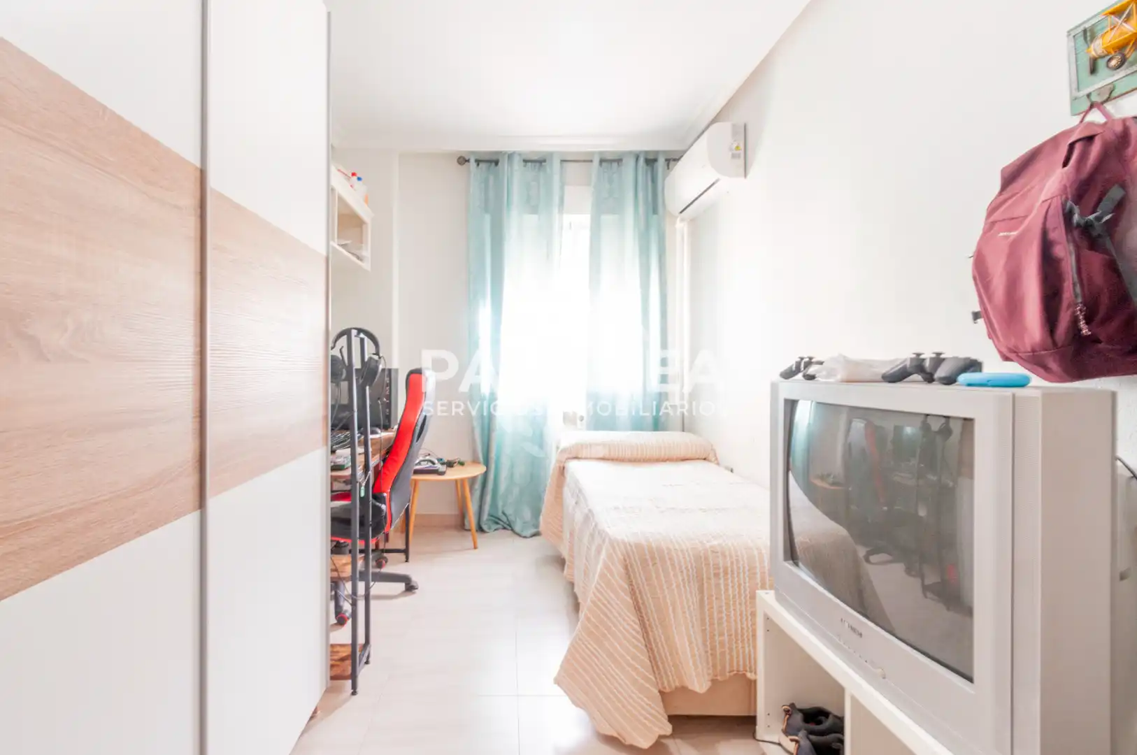 Schlafzimmer von Wohnung zum Verkauf in Roquetas de Mar mit Möbliert, Ofen und Mikrowelle