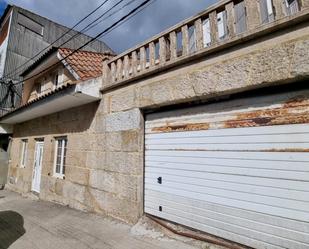 Vista exterior de Casa o xalet en venda en Ribeira amb Terrassa i Traster