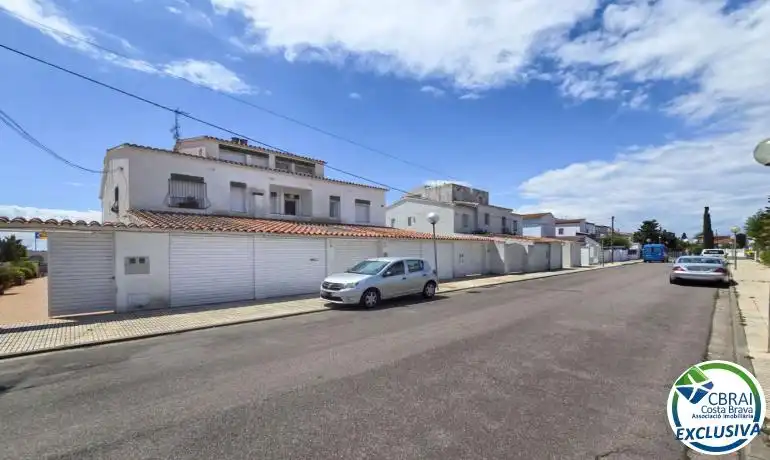 Adossat amb jardí en venda a Carrer Cap Llarg, imagen 39