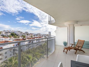 Apartament amb ascensor en venda a Las Palmeras