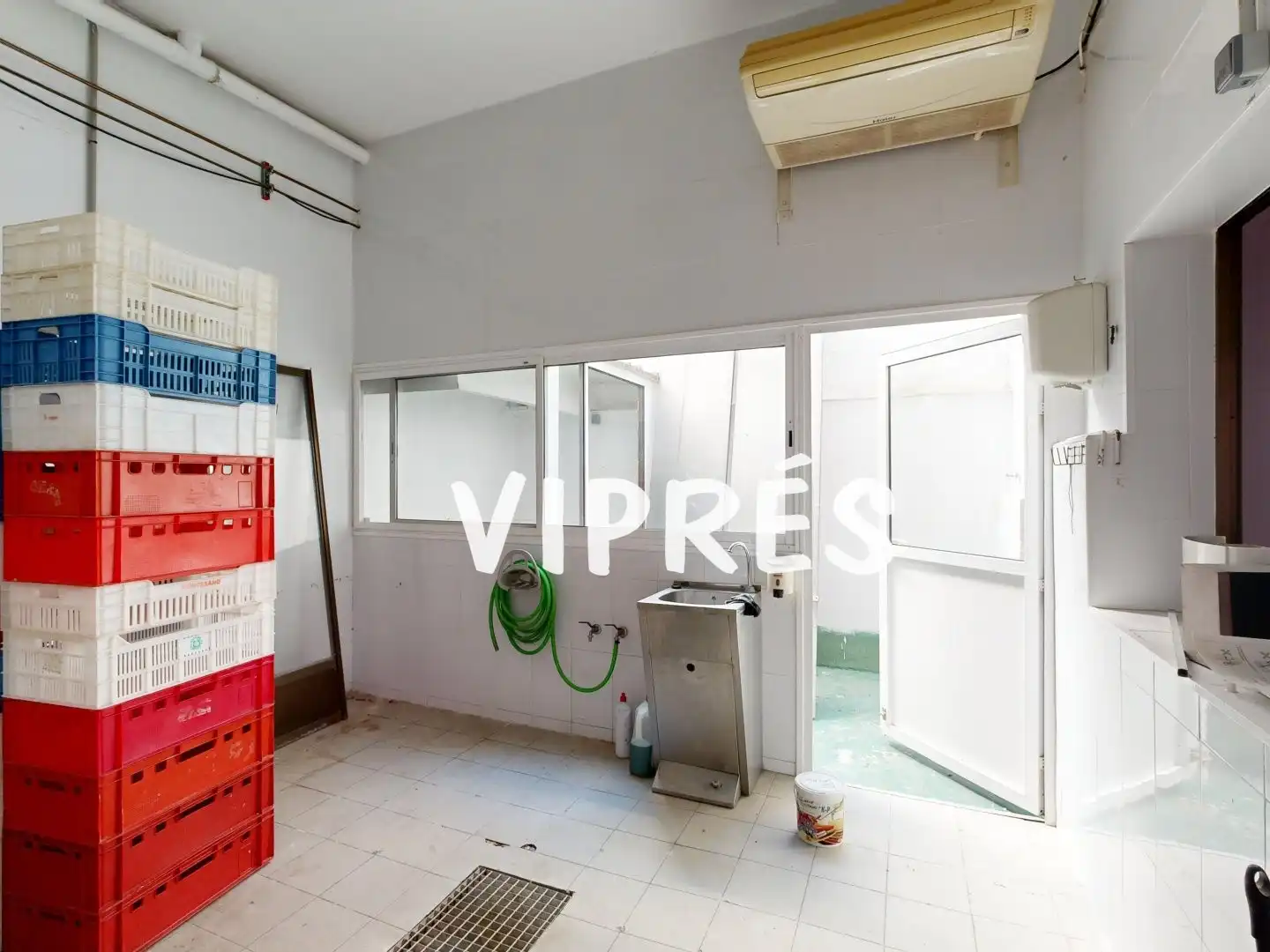 Local comercial en venda a Este, imagen 11