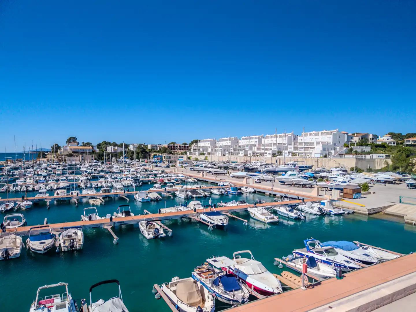Parking of Houses for sale in L'Ametlla de Mar   with Air Conditioner, Heating and Private garden