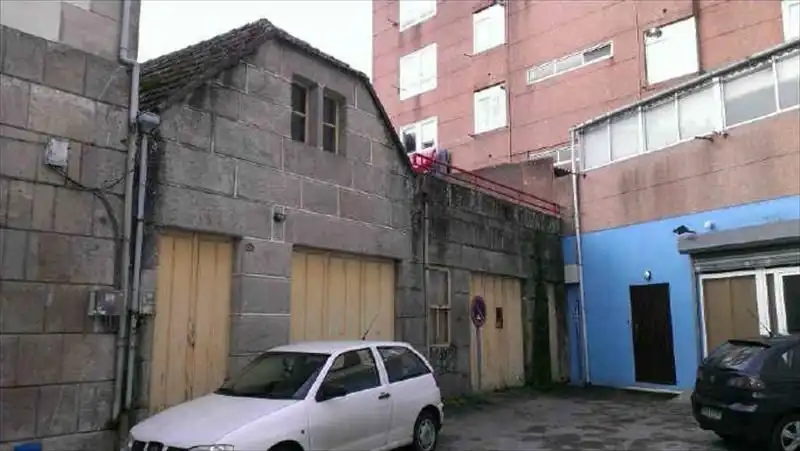 Wohnbaugrundstück zum Verkauf in Rúa Virxe do Pilar