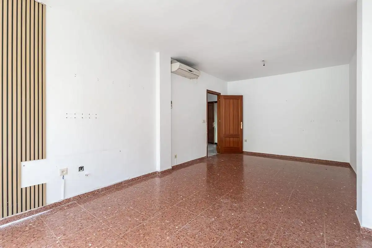 Casa adosada en venta en Huétor Vega con Terraza