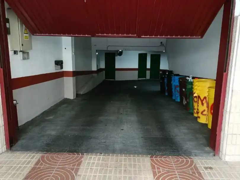 Parking de Garaje de alquiler en Oviedo 