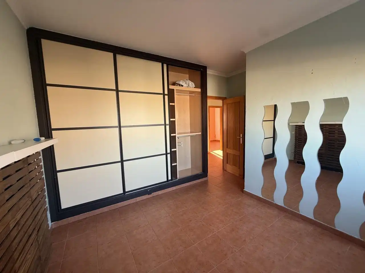 Casa adosada en venda a Cuesta, Camarena