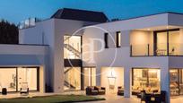 Exterior view of Single-family semi-detached for sale in Pozuelo de Alarcón  with Heating and Swimming Pool