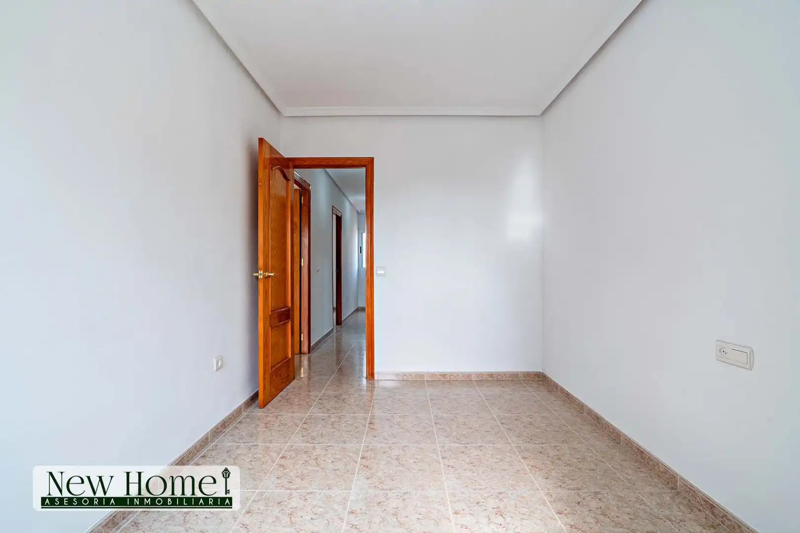 Casa adosada en venta en Roquetas de Mar con Terraza, Amueblado y Piscina comunitaria