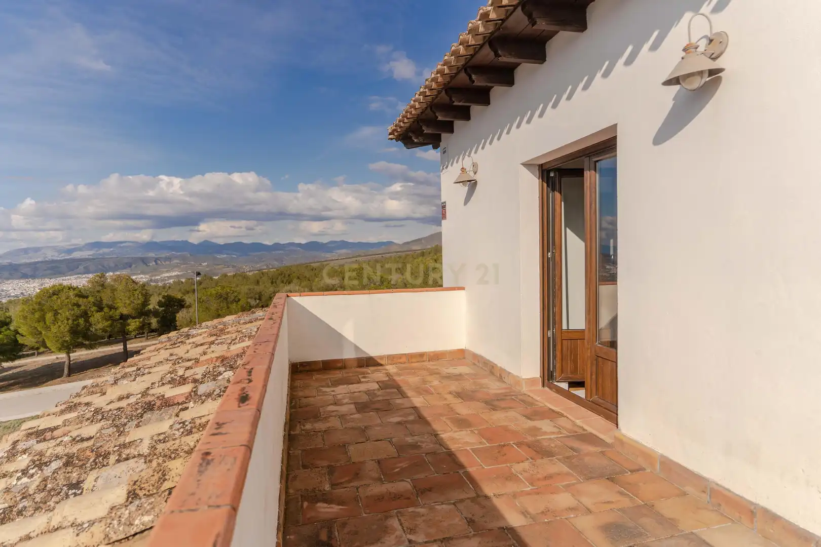 Terraza de Casa o chalet en venta en La Zubia con Aire acondicionado, Jardín privado y Trastero