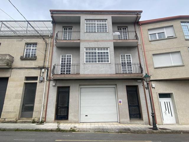 Piso en Venta en O Carballiño