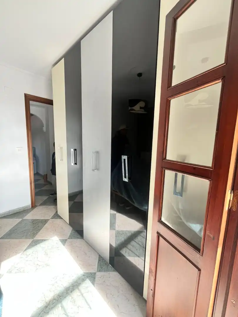 Piso en venta en Calle 28 de Febrero, 28, Avenida Juan Diego