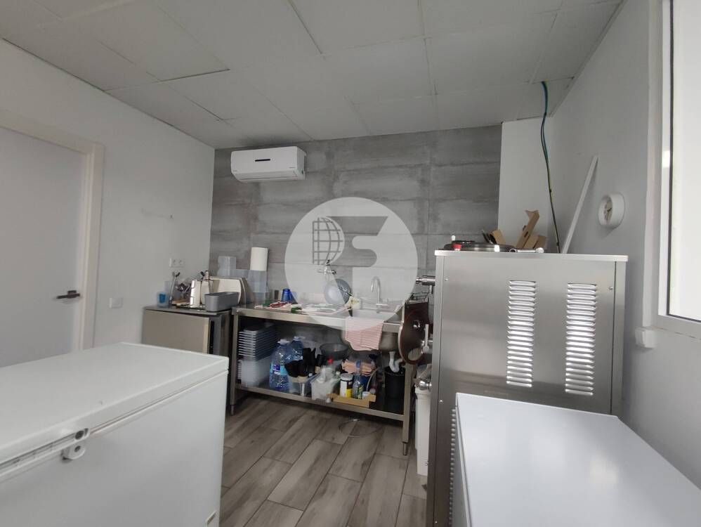 Cuina de Local en venda en  Barcelona Capital amb Aire condicionat